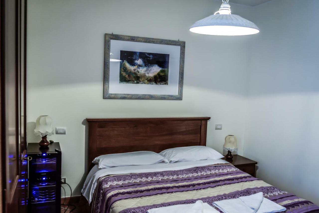"La Grancia" Country House Guest House Treia Luaran gambar