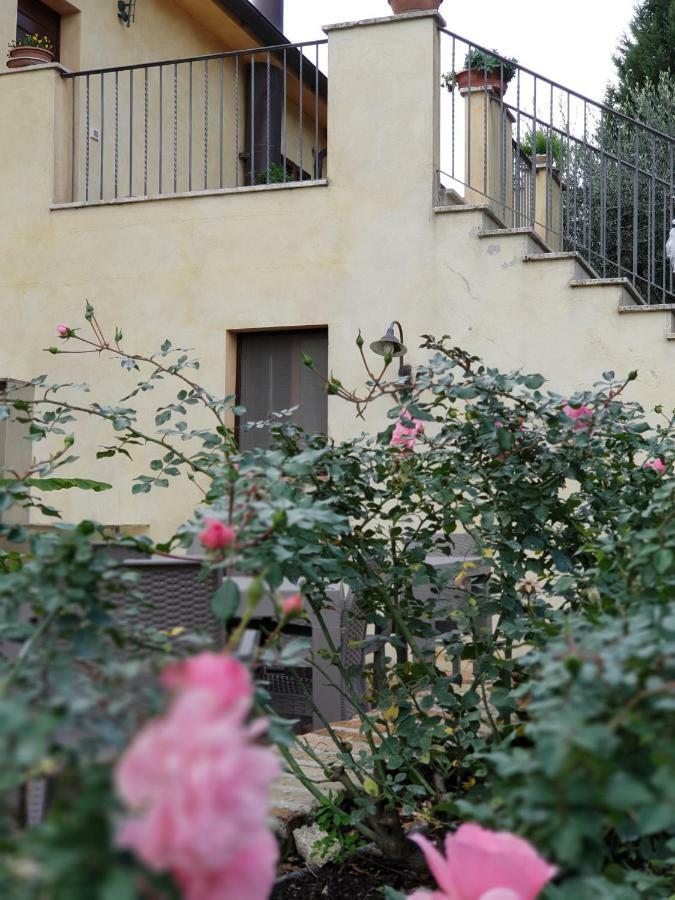 "La Grancia" Country House Guest House Treia Luaran gambar