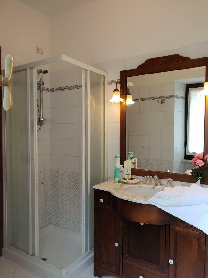 "La Grancia" Country House Guest House Treia Luaran gambar
